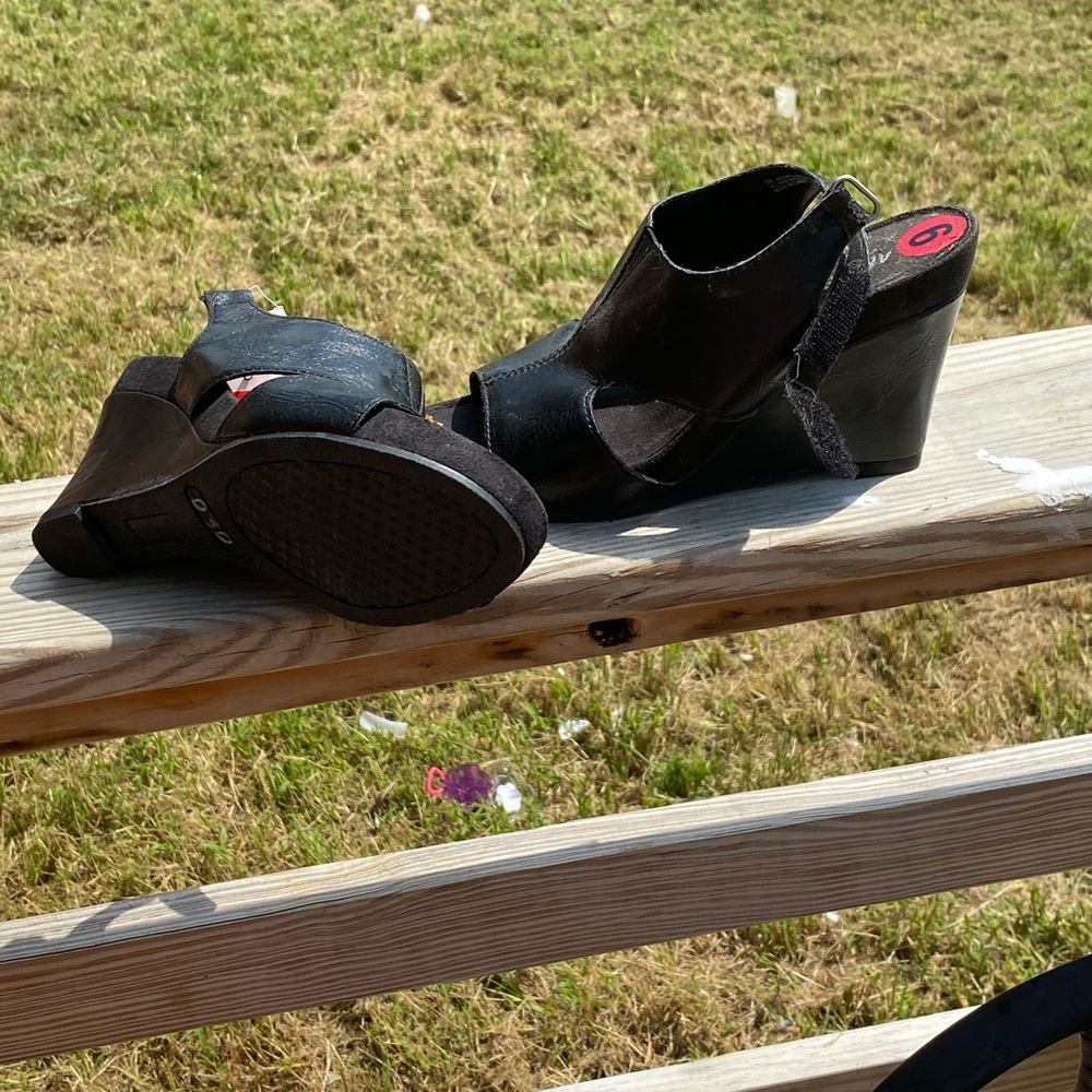 Aerosoles Leather Wedge